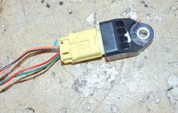 Subaru Legacy Airbag deployment crash/impact sensor 98235AJ000