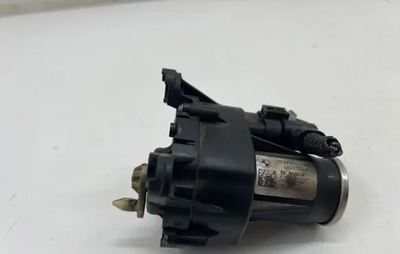 BMW 3 F30 F35 F31 Intake manifold valve actuator/motor 8570791
