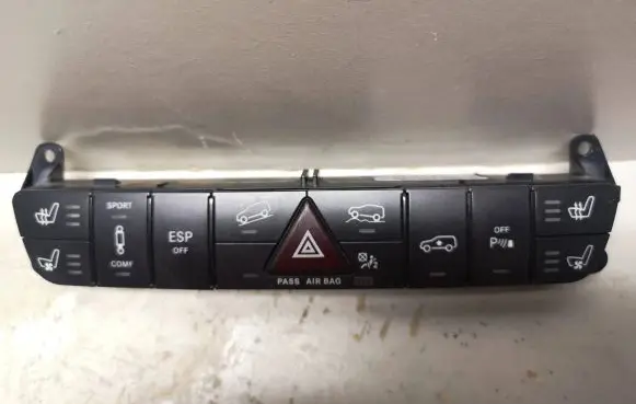 Mercedes-Benz ML W164 Hazard light switch A1648709610 03754742