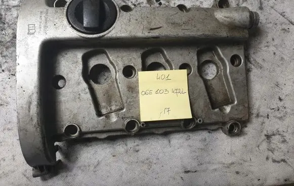 Audi A6 S6 C5 4B Rocker cam cover 06C103471