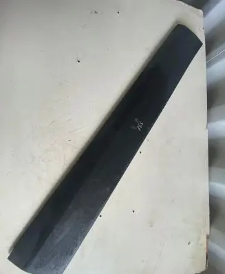 Land Rover Discovery Sport Front door trim (molding) K7221065A 10662 C8C9E