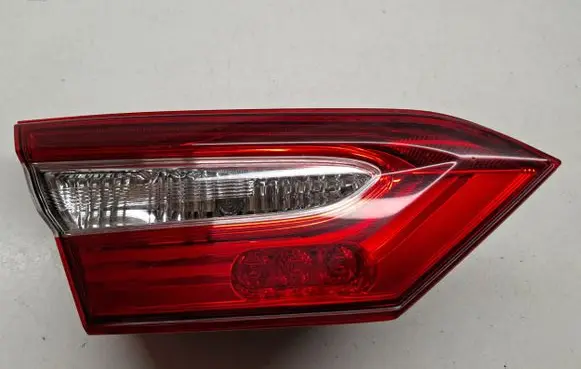 Toyota Camry VIII XV70 Tailgate rear/tail lights 8159133330