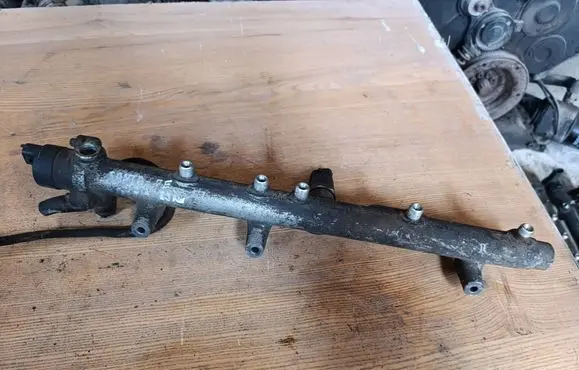 Hyundai Santa Fe Fuel main line pipe 0281002445