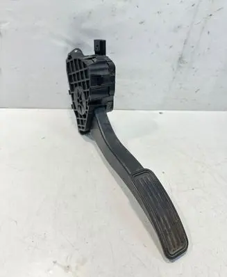Ford Mondeo MK V Accelerator throttle pedal 9F836CT8UC