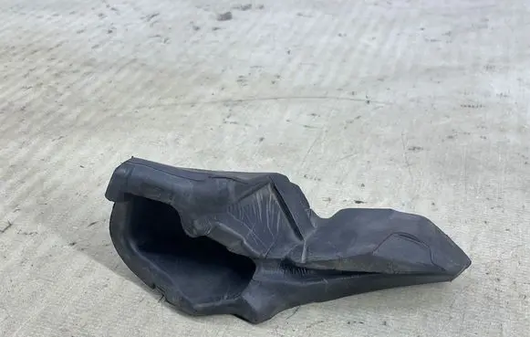 BMW 7 G11 G12 Fender foam support/seal 7330658
