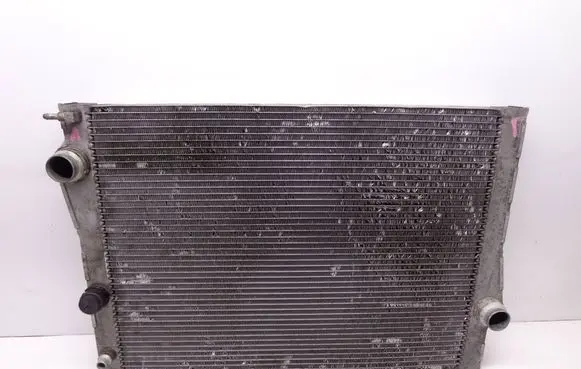 BMW X5 E70 Coolant radiator 7533472