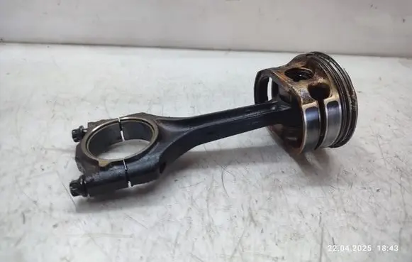 BMW 5 E60 E61 Piston with connecting rod