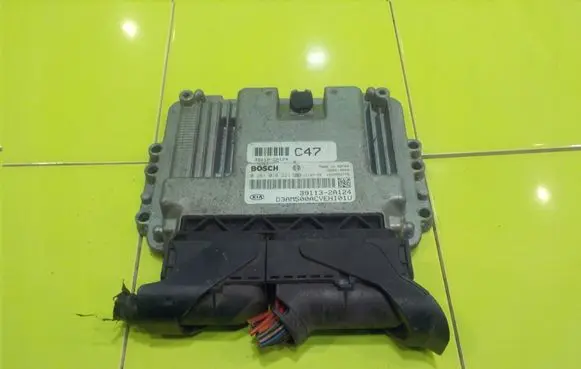KIA Soul Engine control unit/module 0281018221 RP87