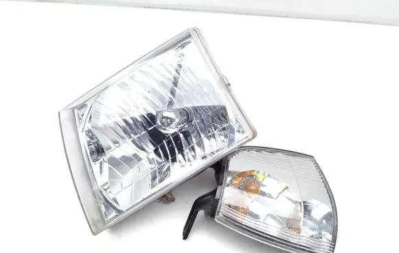Ford Ranger Headlight/headlamp 08-231-1523L-B 03-231-1131L