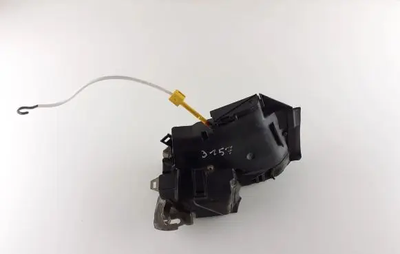 BMW 5 E39 Front door lock 8235113 8352165