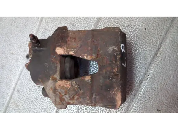 Skoda Fabia Mk1 (6Y) Front brake caliper