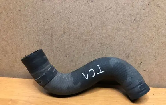 Toyota Corolla E120 E130 Engine coolant pipe/hose