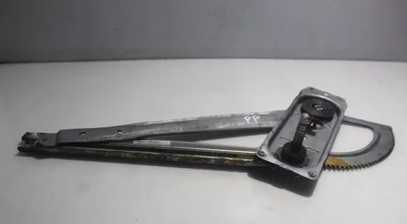 Front window lifting mechanism without motor