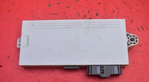 BMW 3 E90 E91 Engine control unit/module ECU 6943771