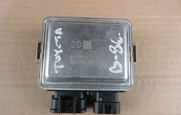 Toyota RAV 4 (XA50) Fuel injection pump control unit/module 8957148010