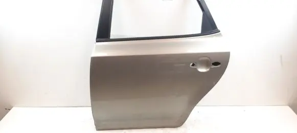KIA Ceed Rear door