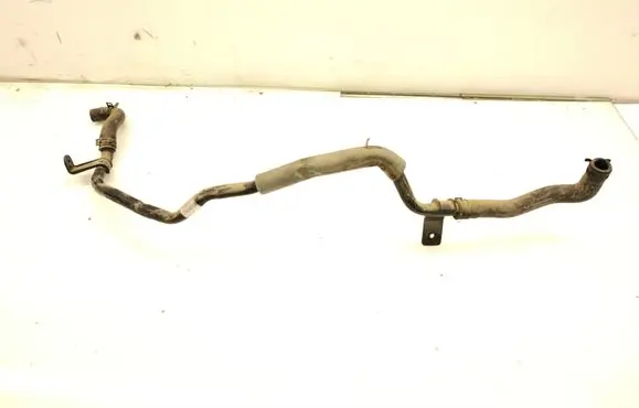 Engine coolant pipe/hose