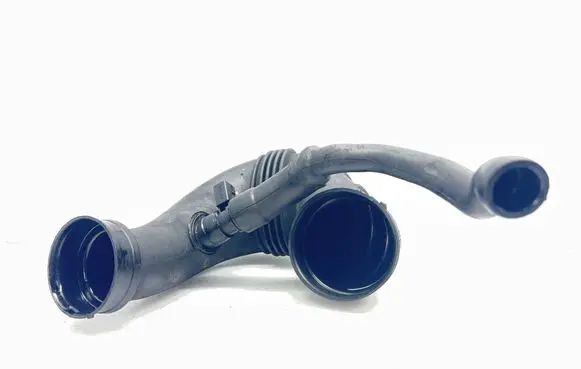 Mercedes-Benz CLK A209 C209 Turbo air intake inlet pipe/hose A6460940297