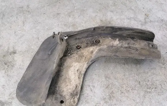 Volkswagen PASSAT B8 Front mudguard 3G0075111