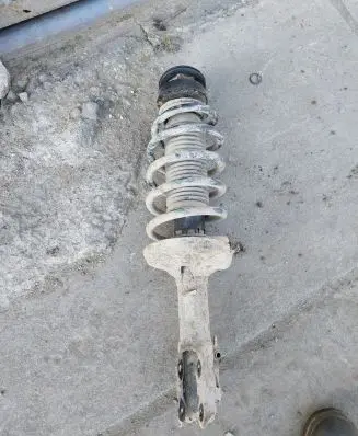 Volkswagen Golf III Front shock absorber/damper