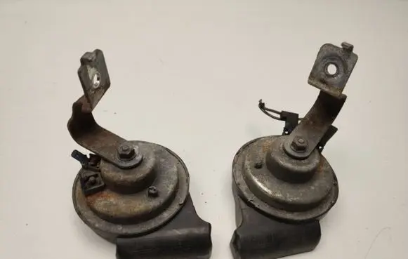 Mercedes-Benz C W204 Horn signal A0065423320