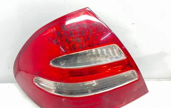 Mercedes-Benz E W211 Rear/tail lights A2118200564