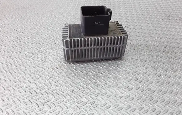 Opel Sintra Glow plug pre-heat relay 90508974