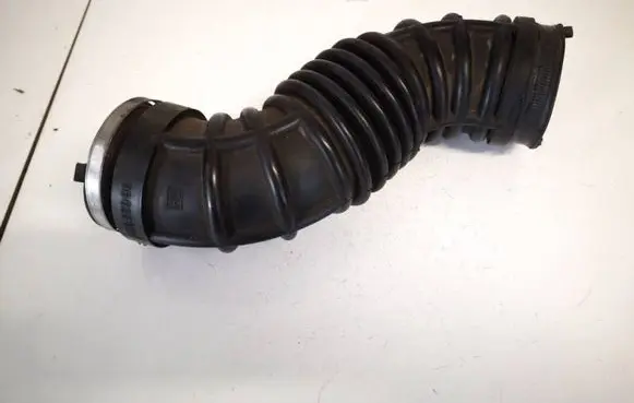 Chevrolet Captiva Air intake hose/pipe 96628960