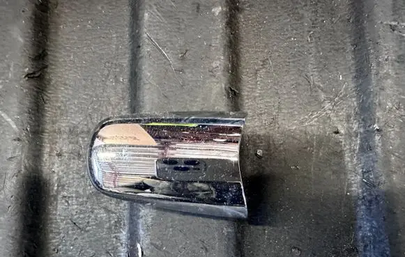 Infiniti FX Rear door handle cover 22200333