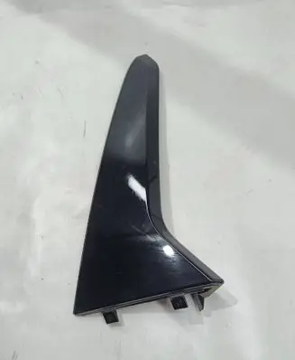 BMW 2 F46 Tailgate trim 7364776 18008610 0110203048