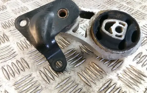 Ford Fiesta Engine mount bracket C1B16P082