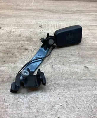 Mercedes-Benz C W205 Rear seatbelt buckle A2058600501 341654920