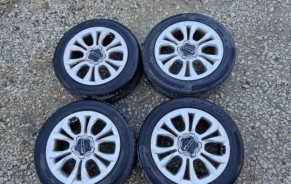 Fiat 500X R17 alloy rim 735624967