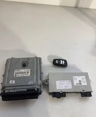 BMW 5 F10 F11 Engine ECU kit and lock set 8510643 1039S42811 030116792