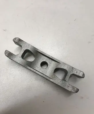 Volkswagen Golf VI Fuel Injector clamp holder