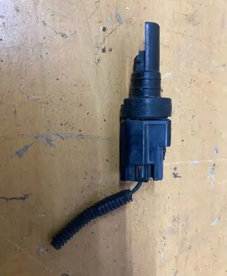BMW 1 E82 E88 Windshield washer fluid level sensor 0023935