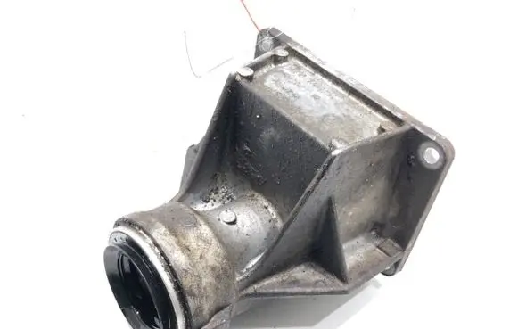 BMW 3 F30 F35 F31 Engine mounting bracket 7601996