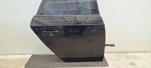 Audi A3 S3 8V Rear door