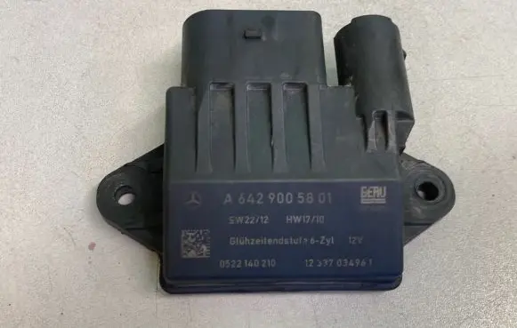 Jeep Grand Cherokee (WK) Glow plug pre-heat relay A6429005801 12337034961