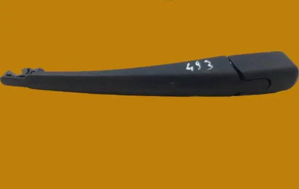 Hyundai ix35 Front wiper blade arm
