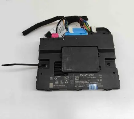 Audi Q7 4M Bluetooth control unit module A2C75845603 8W5907468E