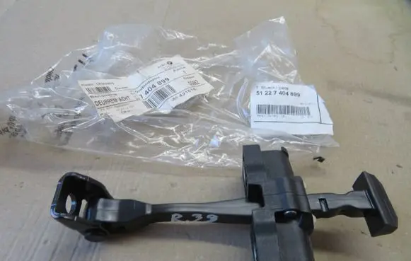 BMW 2 F45 Rear door check strap stopper 7404899 51227404899