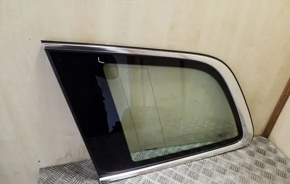 Volvo XC90 Rear side window 32219278