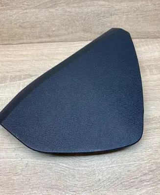 Mercedes-Benz E W211 Foot area side trim 2116800478