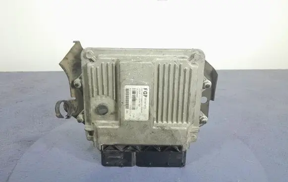 Opel Corsa C Engine control unit/module ECU 55187472