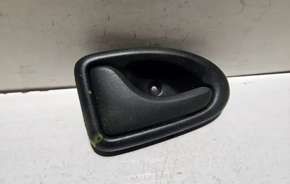 Renault Megane I Front door interior handle 7700830078