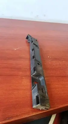 BMW 1 E82 E88 Fender mounting bracket 7118159