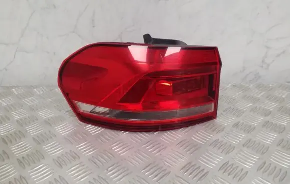 Volkswagen Touran III Rear/tail lights 5TA945095A