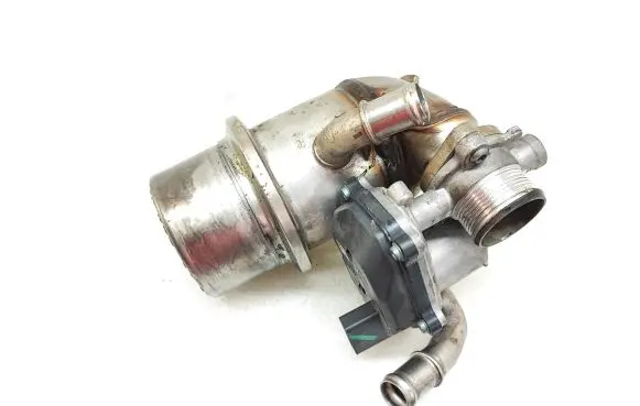 Skoda Octavia Mk3 (5E) EGR valve cooler 04L131501C 04L131512 A2C53420794