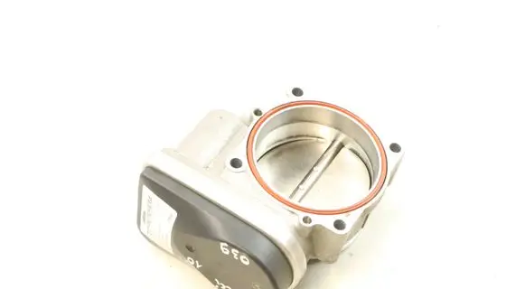 BMW 6 E63 E64 Throttle valve 7535308 13547535308 A2C53063524